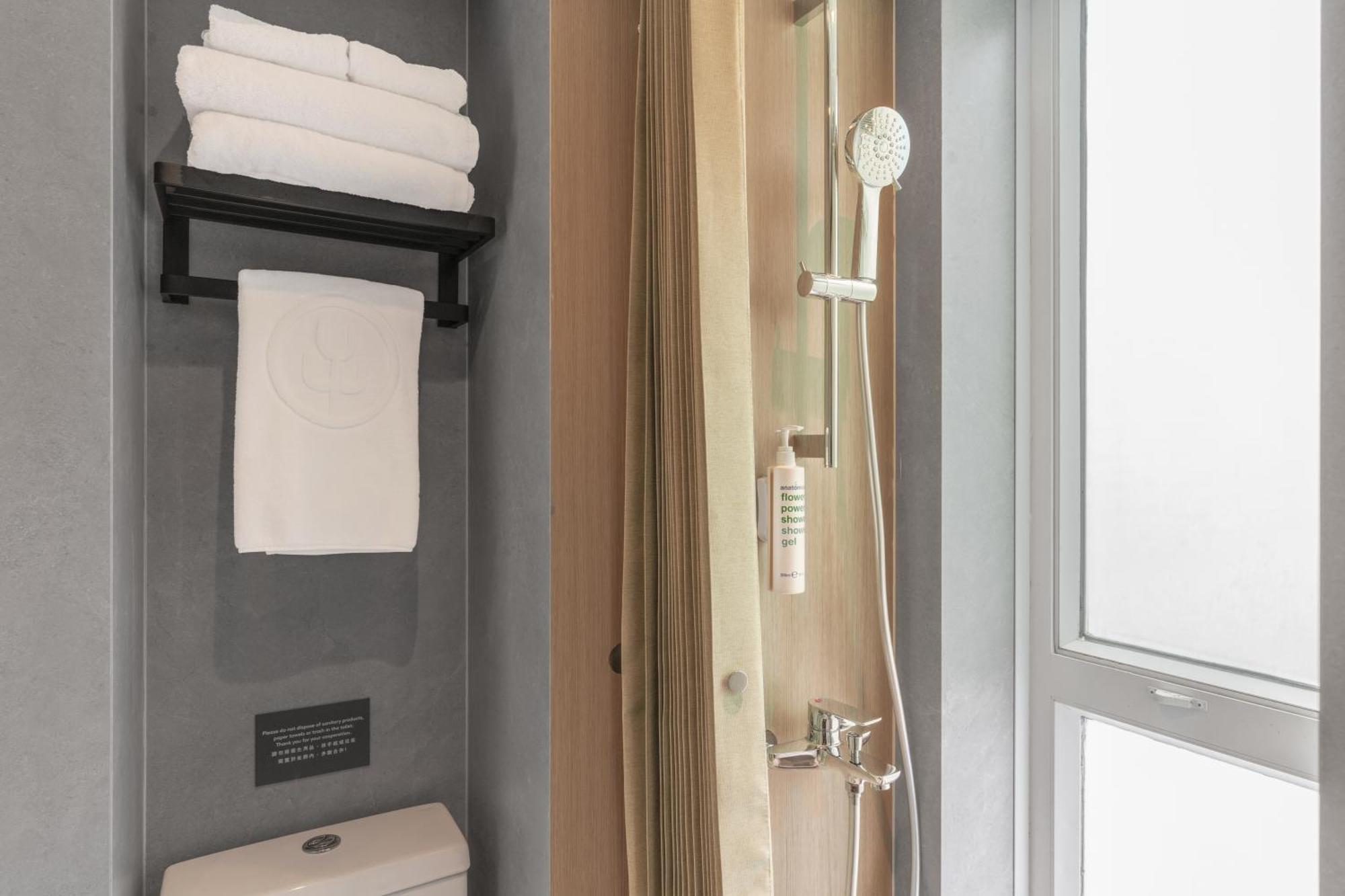 Urbanwood Hung Hom Hotel Hong Kong Bagian luar foto