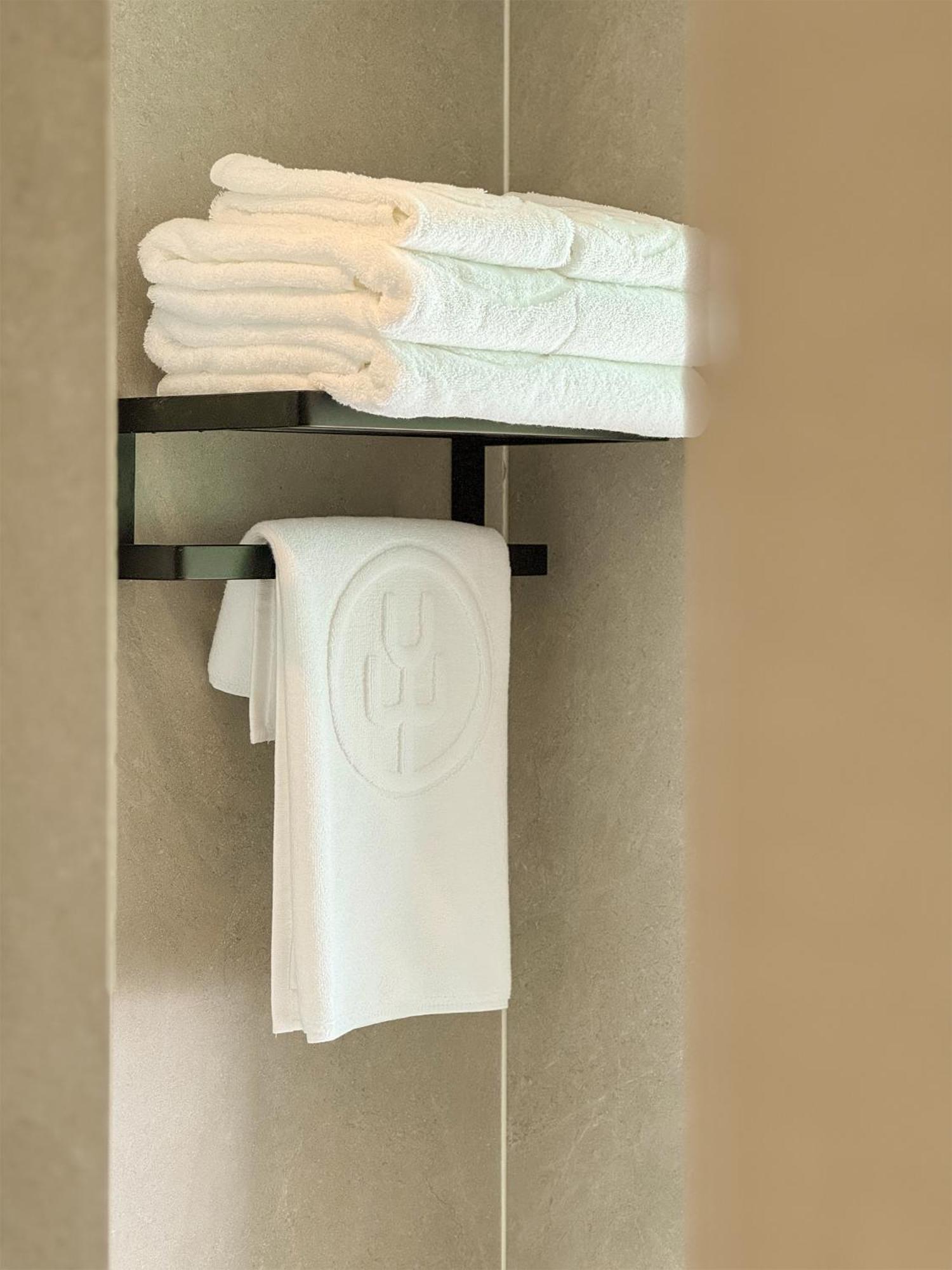 Urbanwood Hung Hom Hotel Hong Kong Bagian luar foto