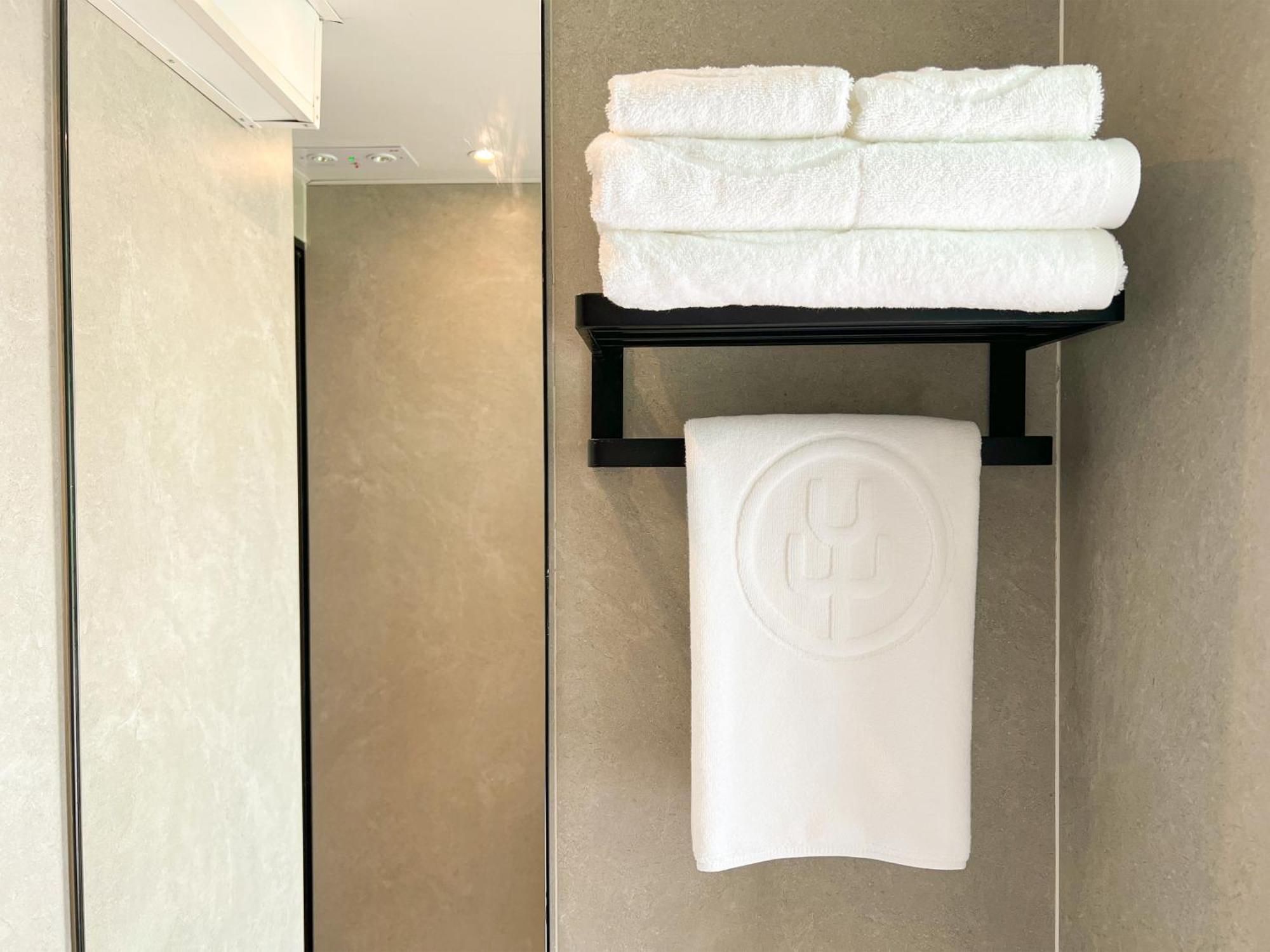 Urbanwood Hung Hom Hotel Hong Kong Bagian luar foto