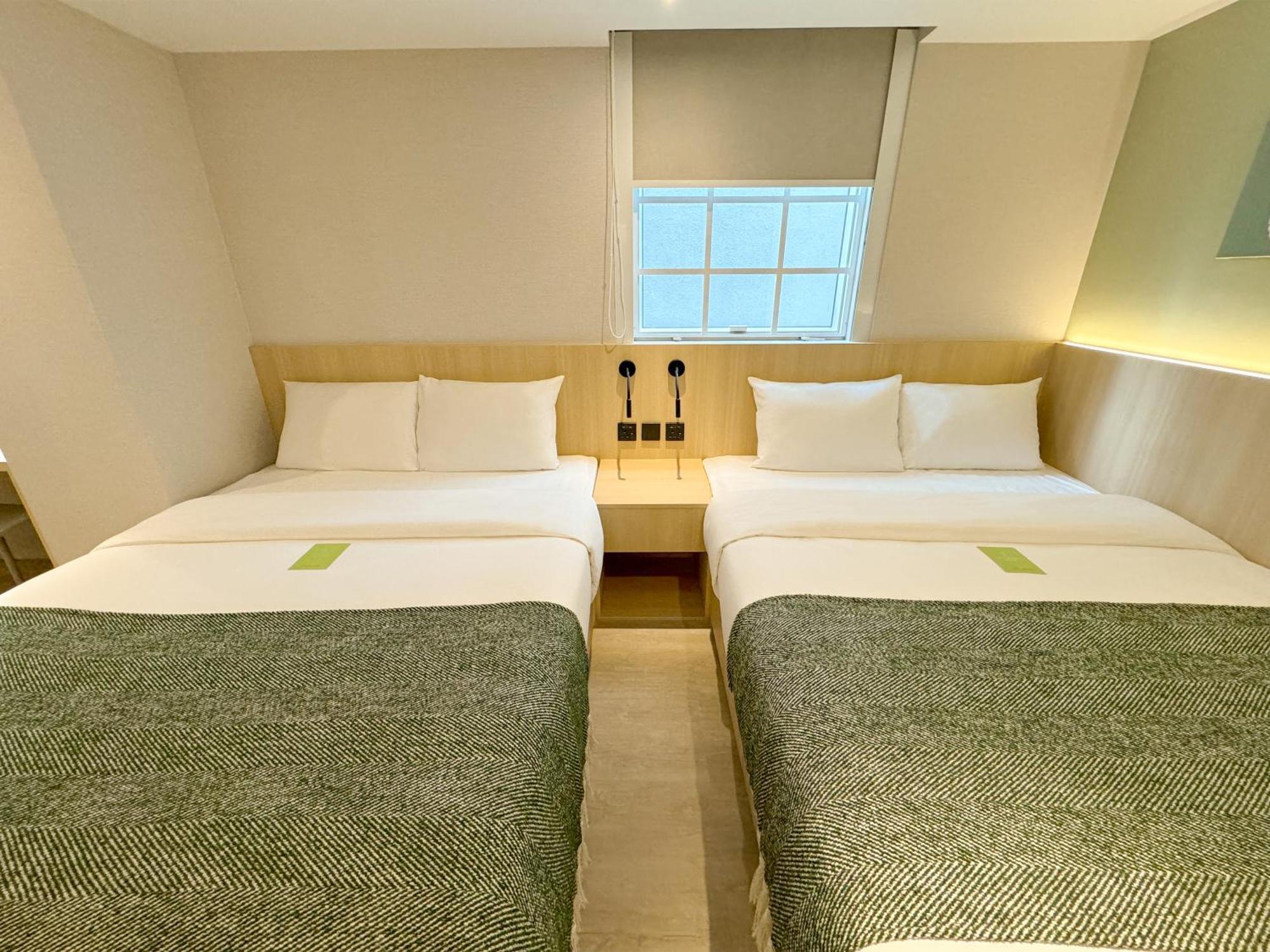 Urbanwood Hung Hom Hotel Hong Kong Bagian luar foto